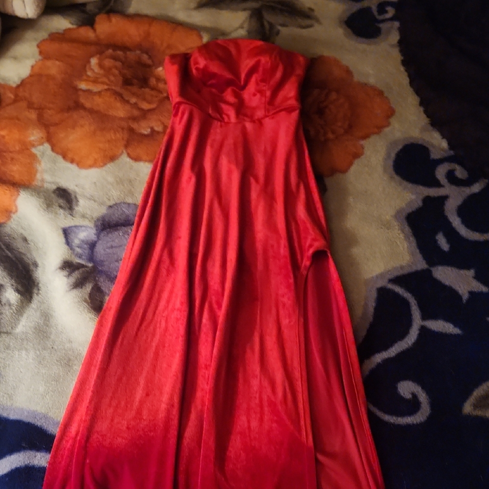 Red strapless dress
